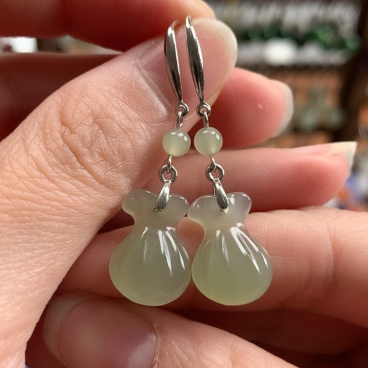 和田玉银S925镶嵌耳饰和田玉福袋