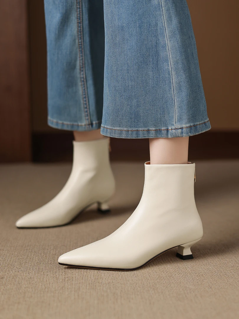 羊皮短靴女2025年新款秋冬显瘦复古风粗跟短靴真皮短筒及裸靴