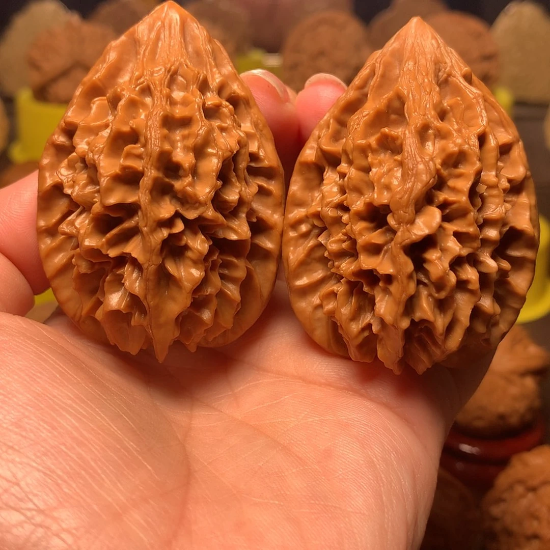 文玩核桃吊坠招财鼠毕业克重60全品