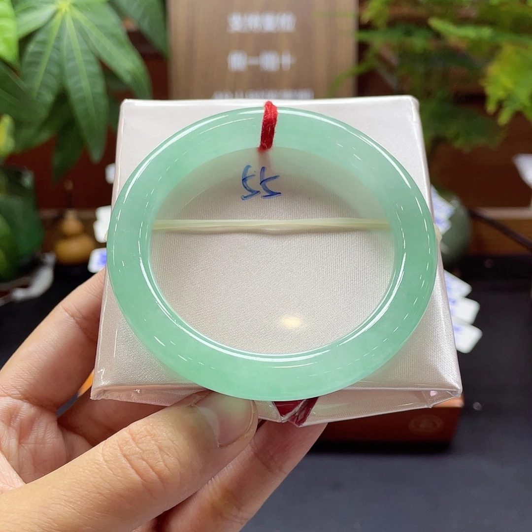 翡翠未镶嵌手镯47 号链接
