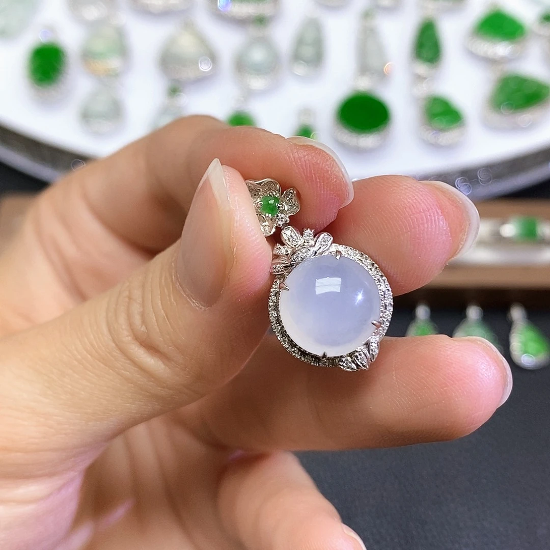 翡翠18K金镶嵌吊坠(不含链)