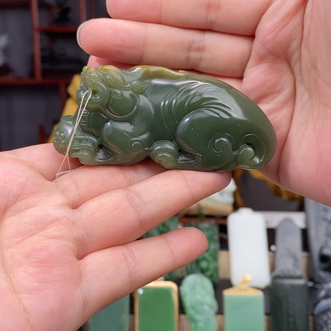 和田玉挂件未镶嵌