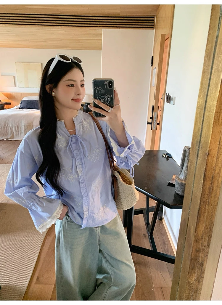 （看姐妹预约人数上新款式）立领蕾丝花边刺绣花系带喇叭袖衬衫