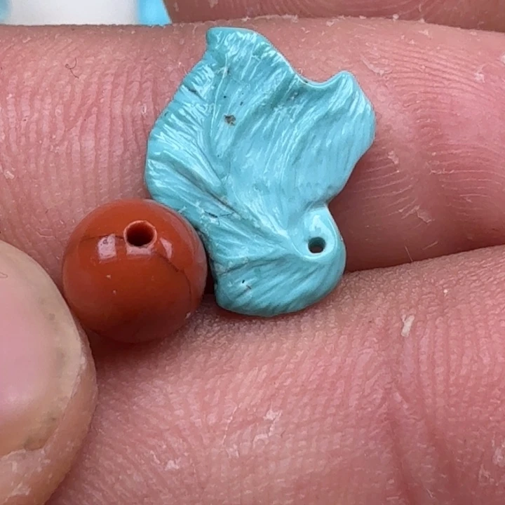 南红玛瑙未镶嵌珠宝奇石