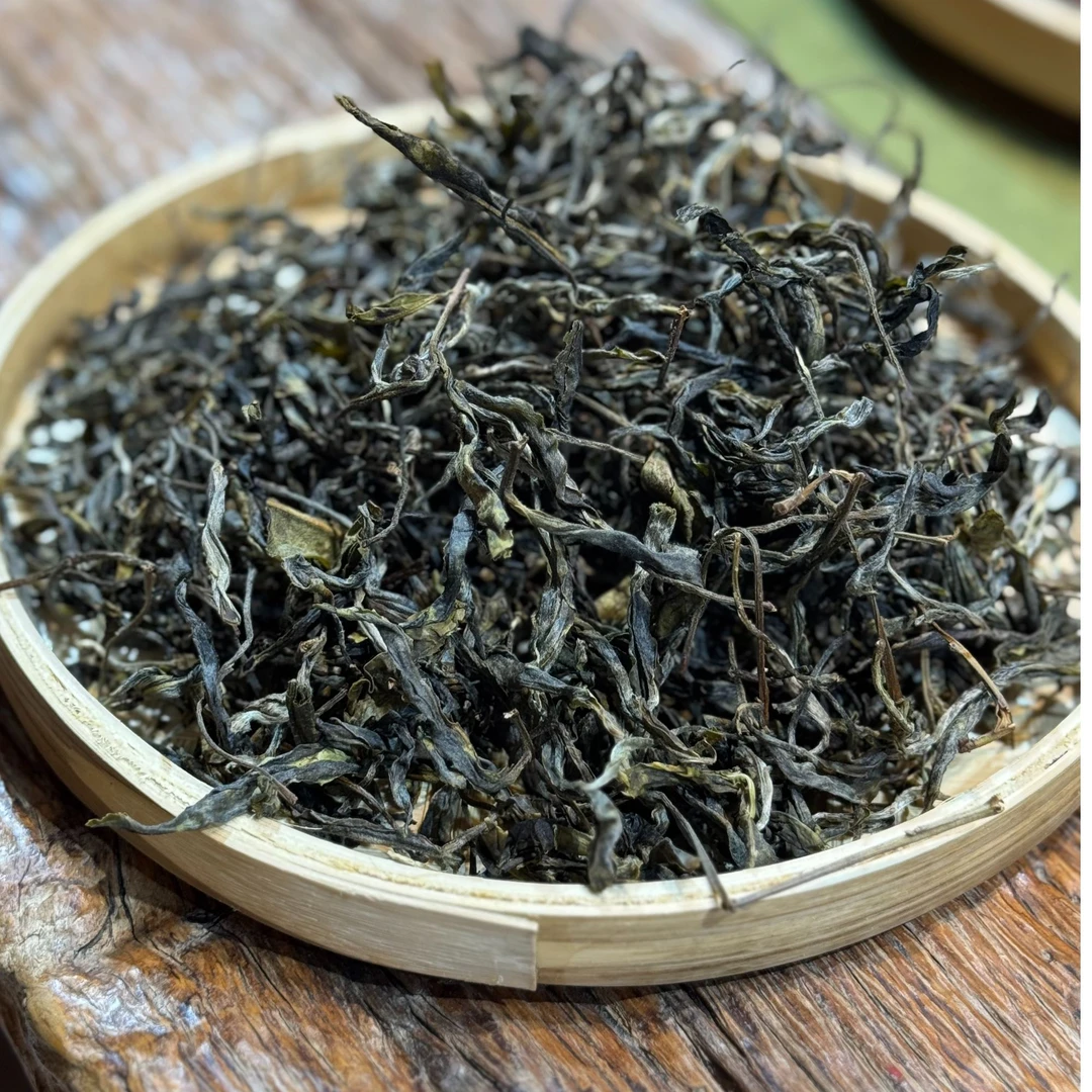 2025年团结哑口二类古树普洱生茶 散茶【白玉兰花香】