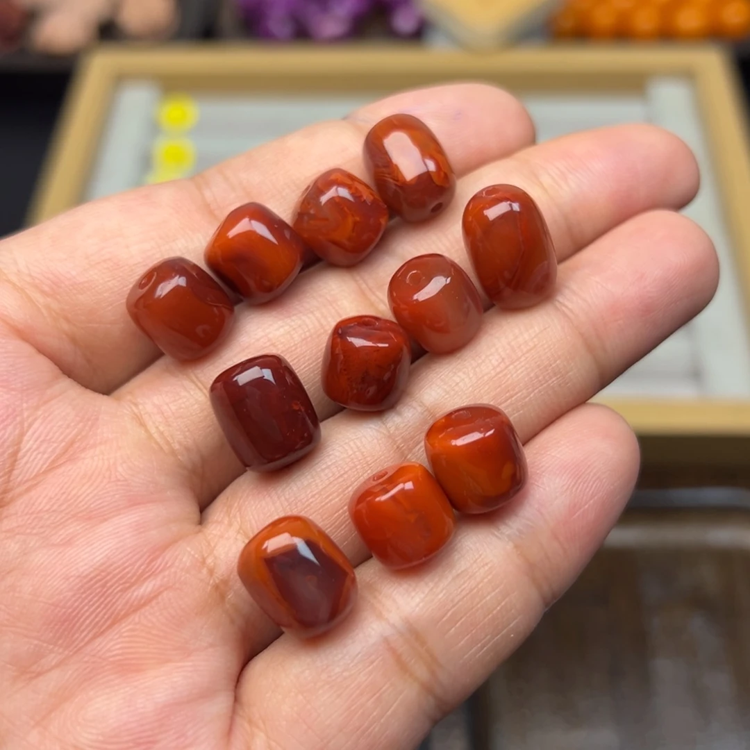 南红玛瑙10mm桶珠未镶嵌多样性发其中一颗