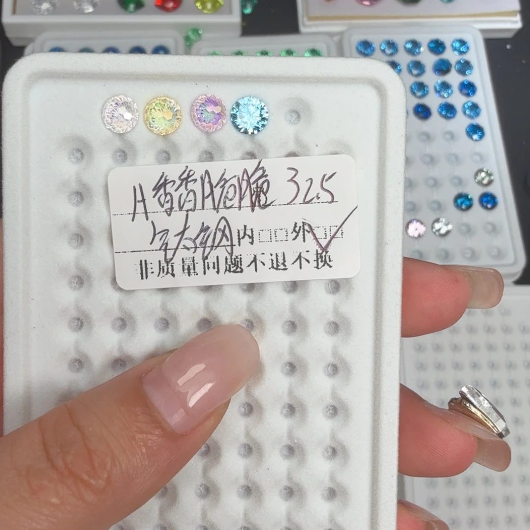 A***)锆石钛钢合金锆石耳钉非质量问题不退不换