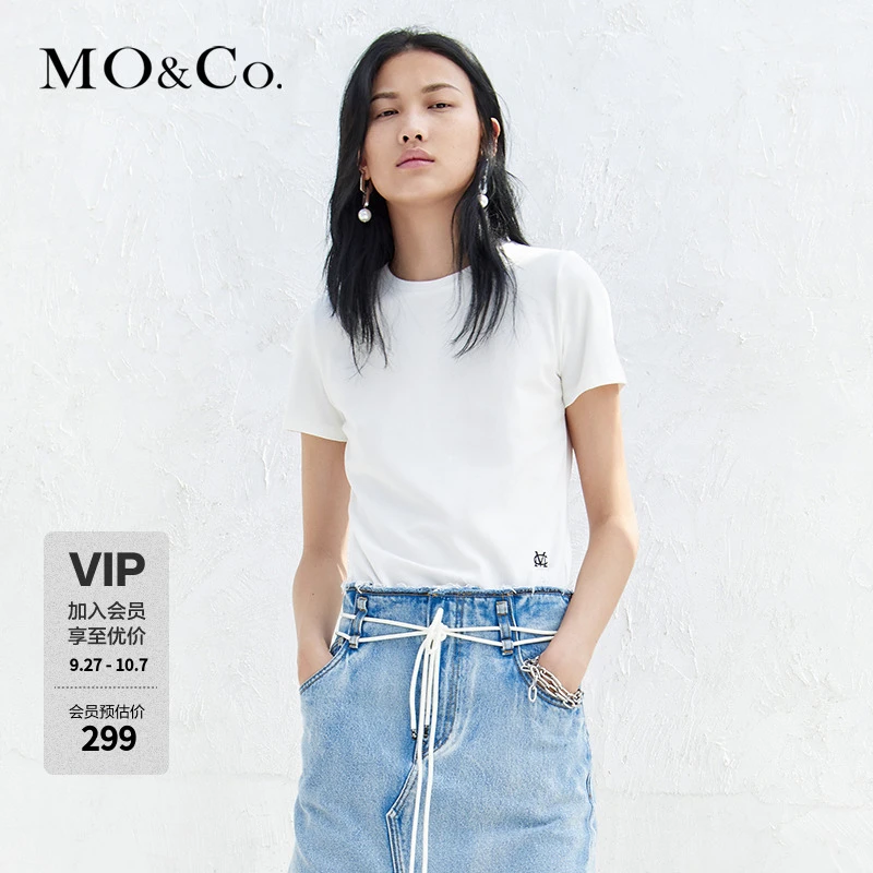 MOCO短袖圆领字母刺绣T恤设计感休闲牛仔百搭时尚女士MBB2TEET35