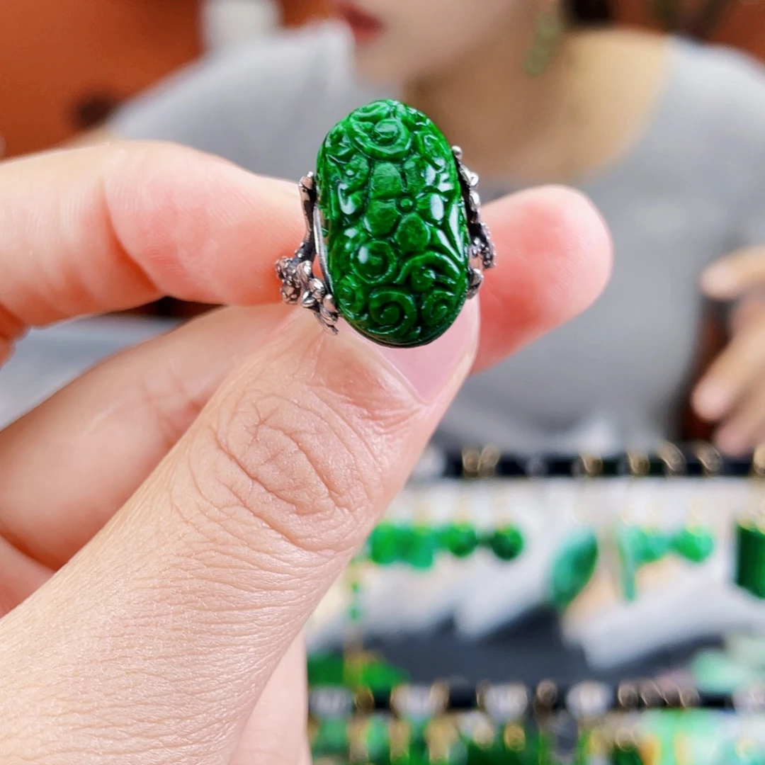 银S925镶嵌翡翠耳饰