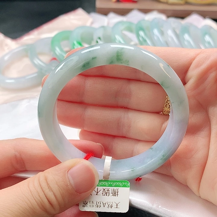 未镶嵌手镯翡翠缅甸A货翡翠手镯