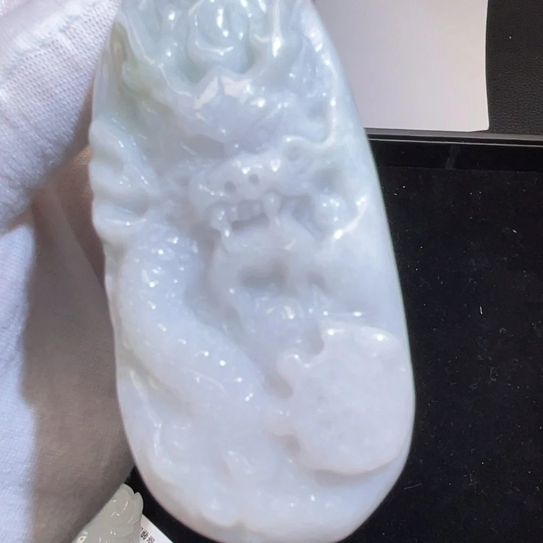 翡翠未镶嵌颈饰翡翠23