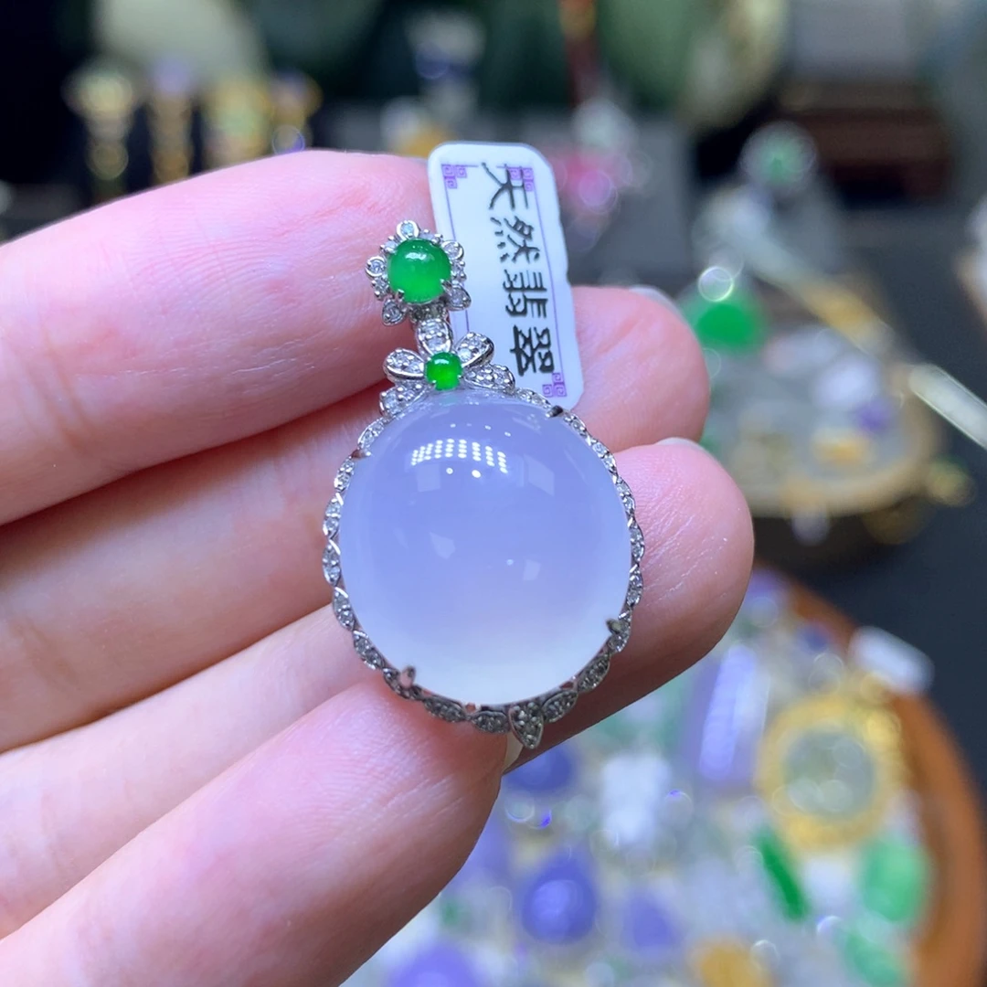 翡翠18K金镶嵌颈饰翡翠吊坠项链