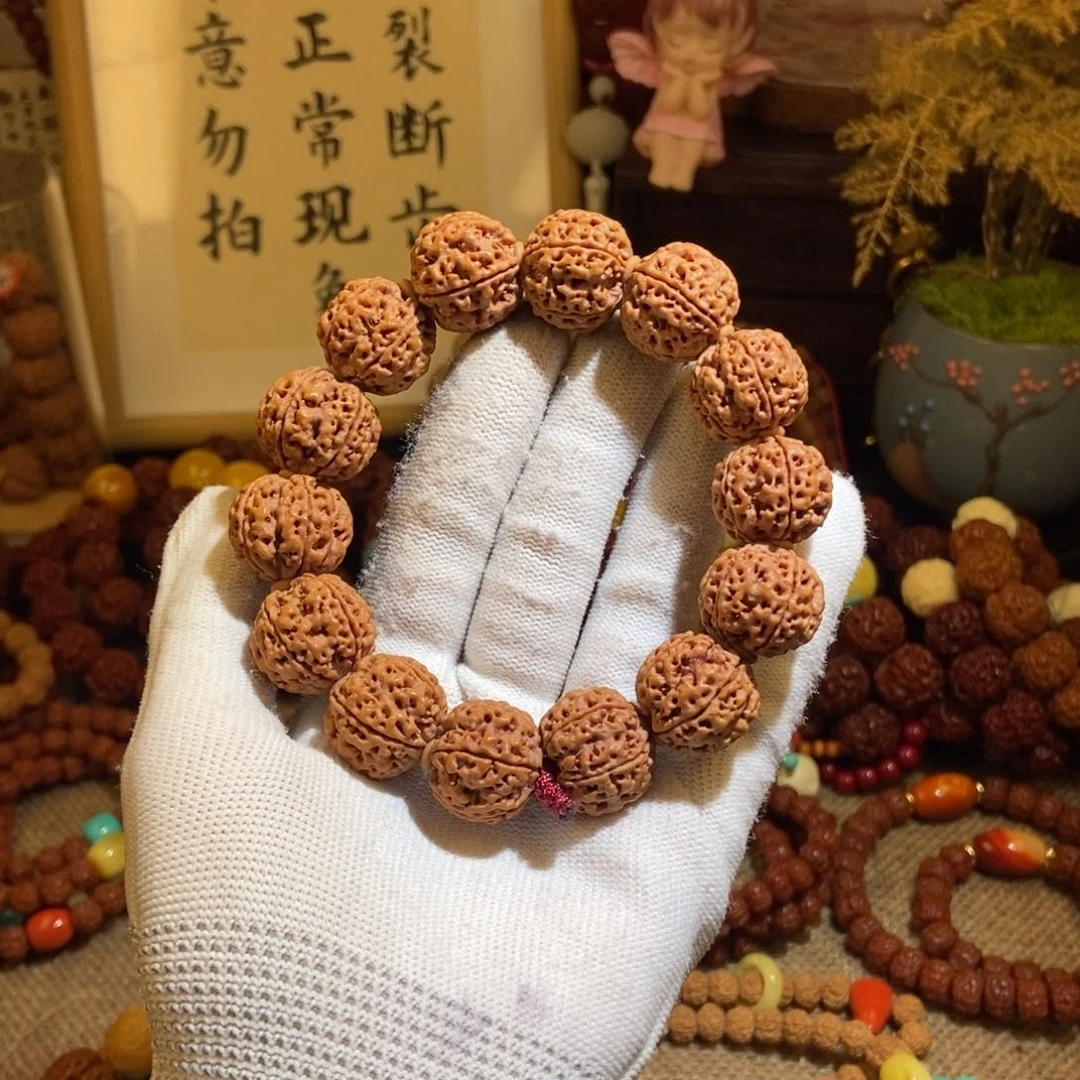 金刚菩提手串205原籽素红绳