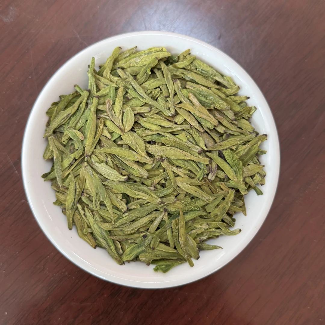 2024明前龙井43绿茶嫩芽板栗香125克罐装