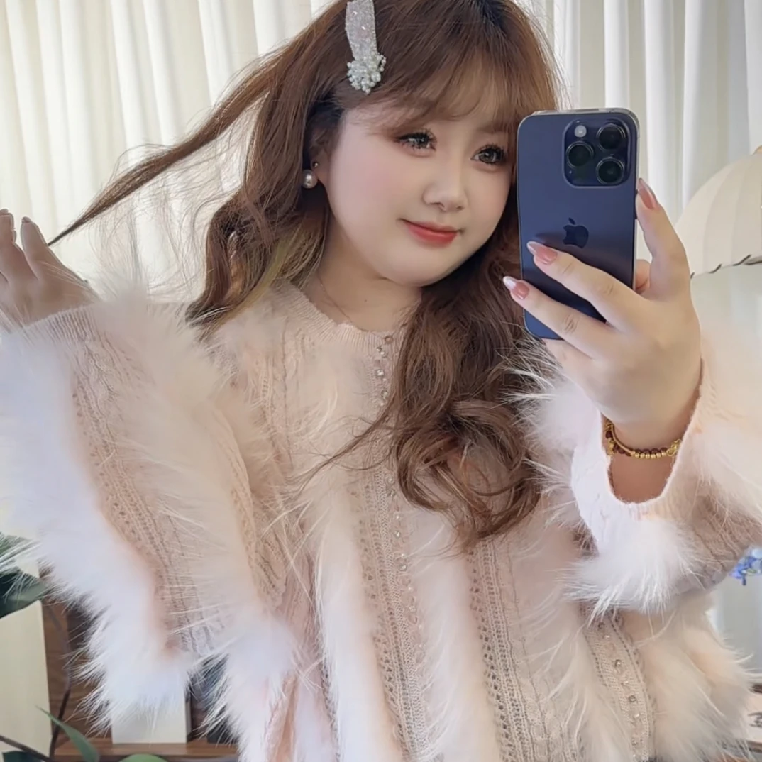 慵懒风温柔甜美大码女装真狐狸毛毛钉珠镶钻麻花镂空羊毛针织上衣