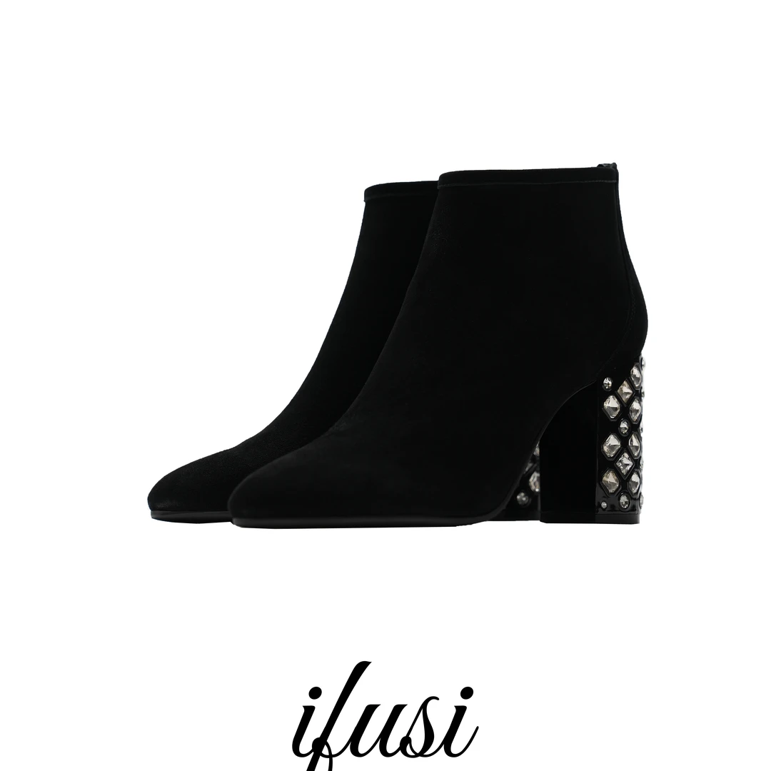 【断码特价】时尚简约羊猄轻奢菠萝钻跟粗跟贵妇短靴 2337-2-YJ