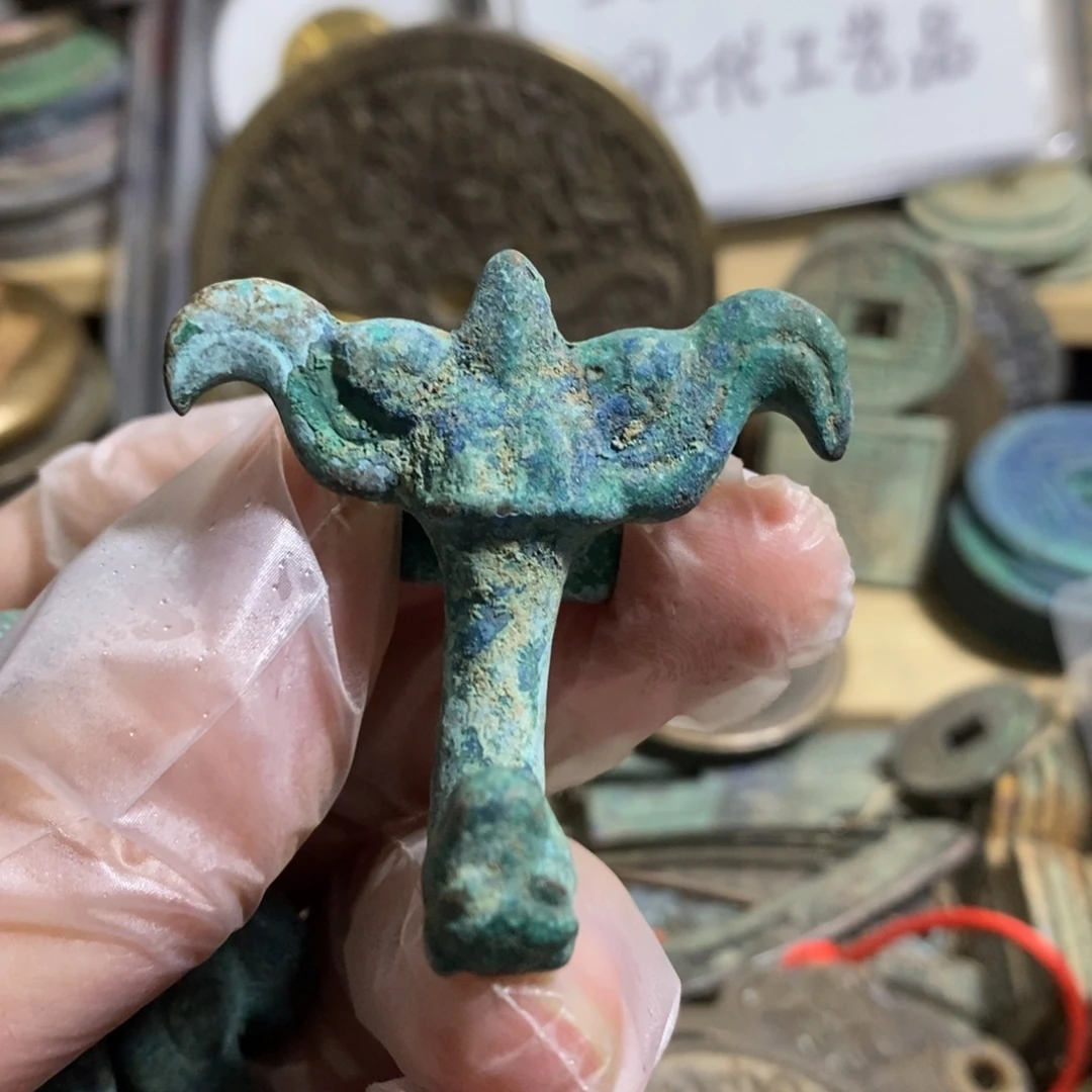 铜现代工艺品学习币
