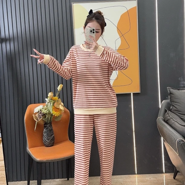 带胸垫女士红色条纹长袖长裤睡衣套装秋冬时尚家居服668