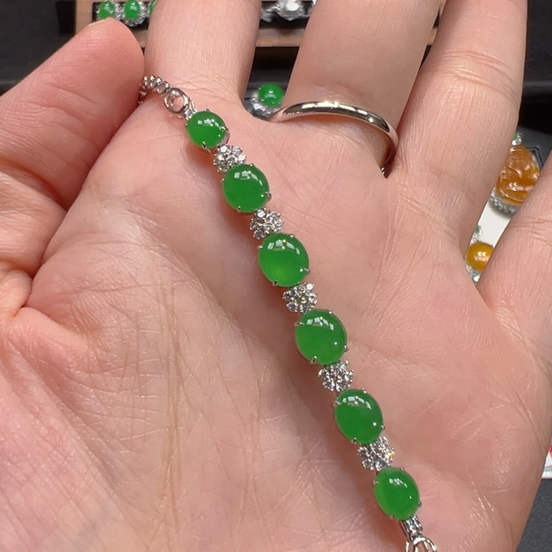 18K金镶嵌手链翡翠收到货48小时鉴赏期