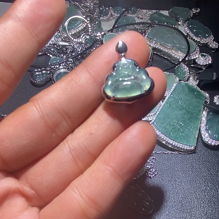 翡翠未镶嵌颈饰天然翡翠