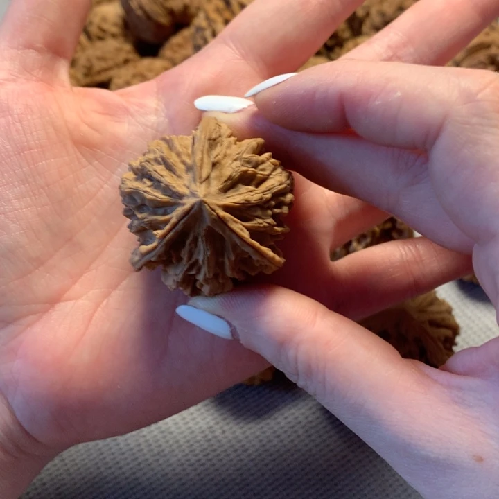 麦***蒙文玩核桃吊坠异形单只