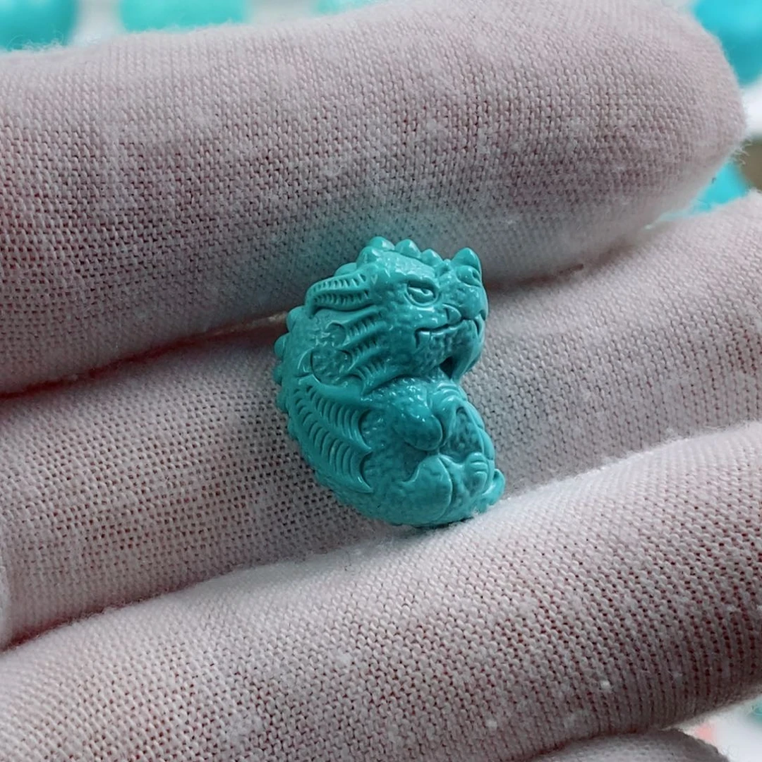 绿松石配饰未镶嵌