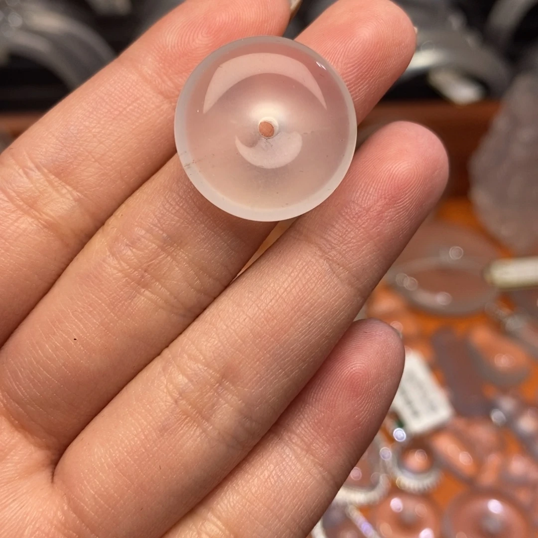 石英质玉未镶嵌颈饰