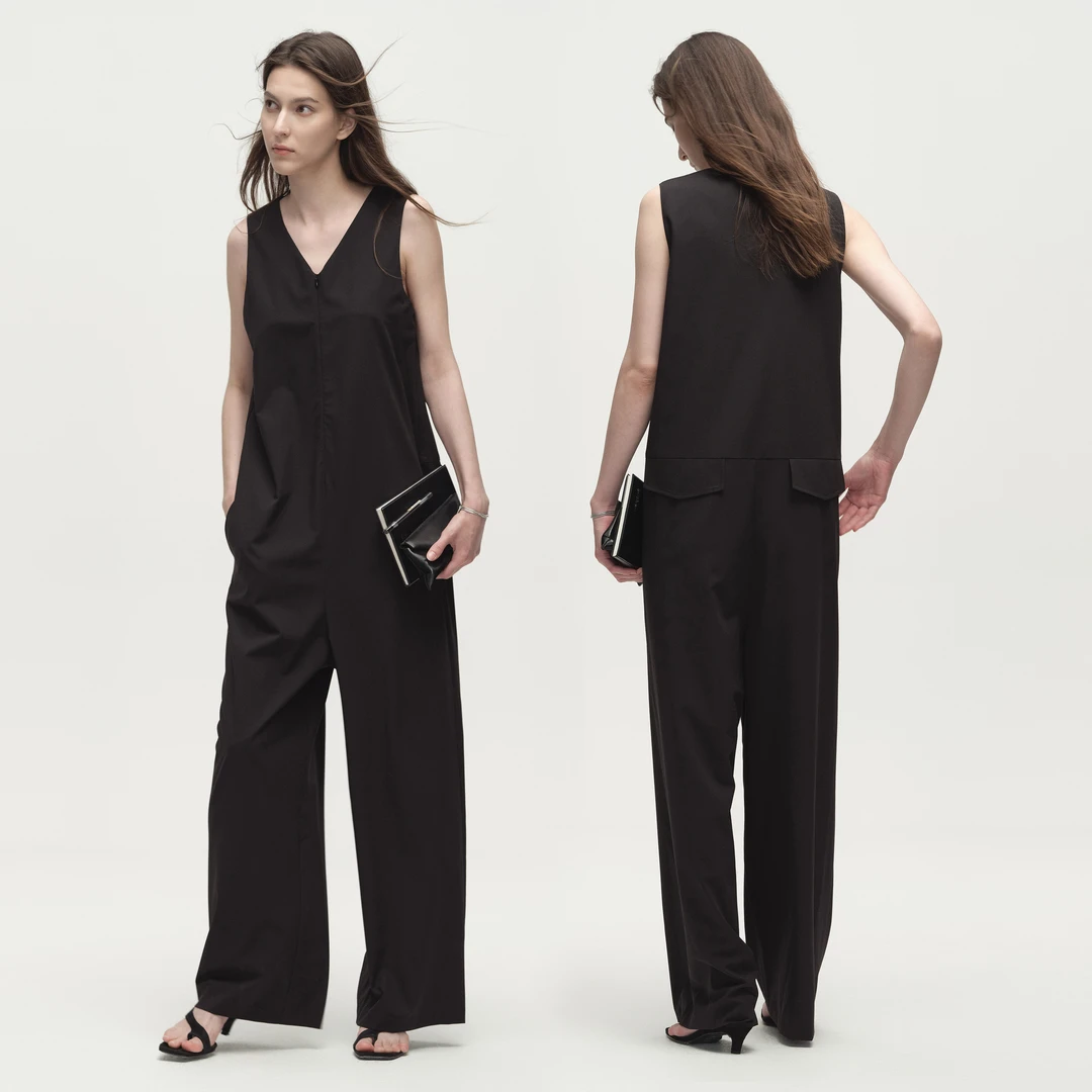 白弓BAIGONG/2025新款精仿羊毛高智感V领无袖阔腿连体裤36677X