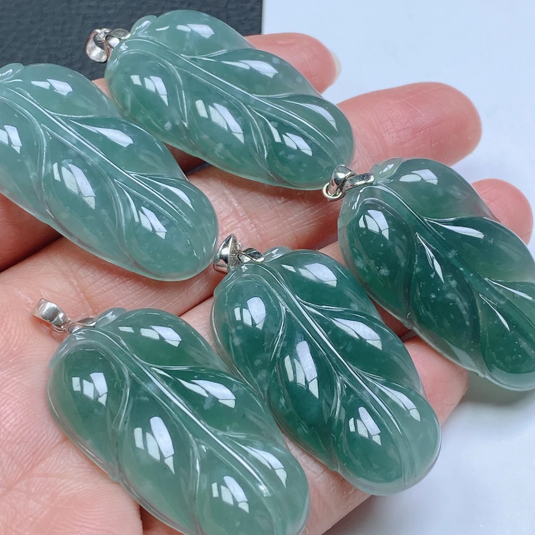 天然a货翡翠叶子吊坠 冰润翡翠金枝玉叶挂件（多样性发货/1件)