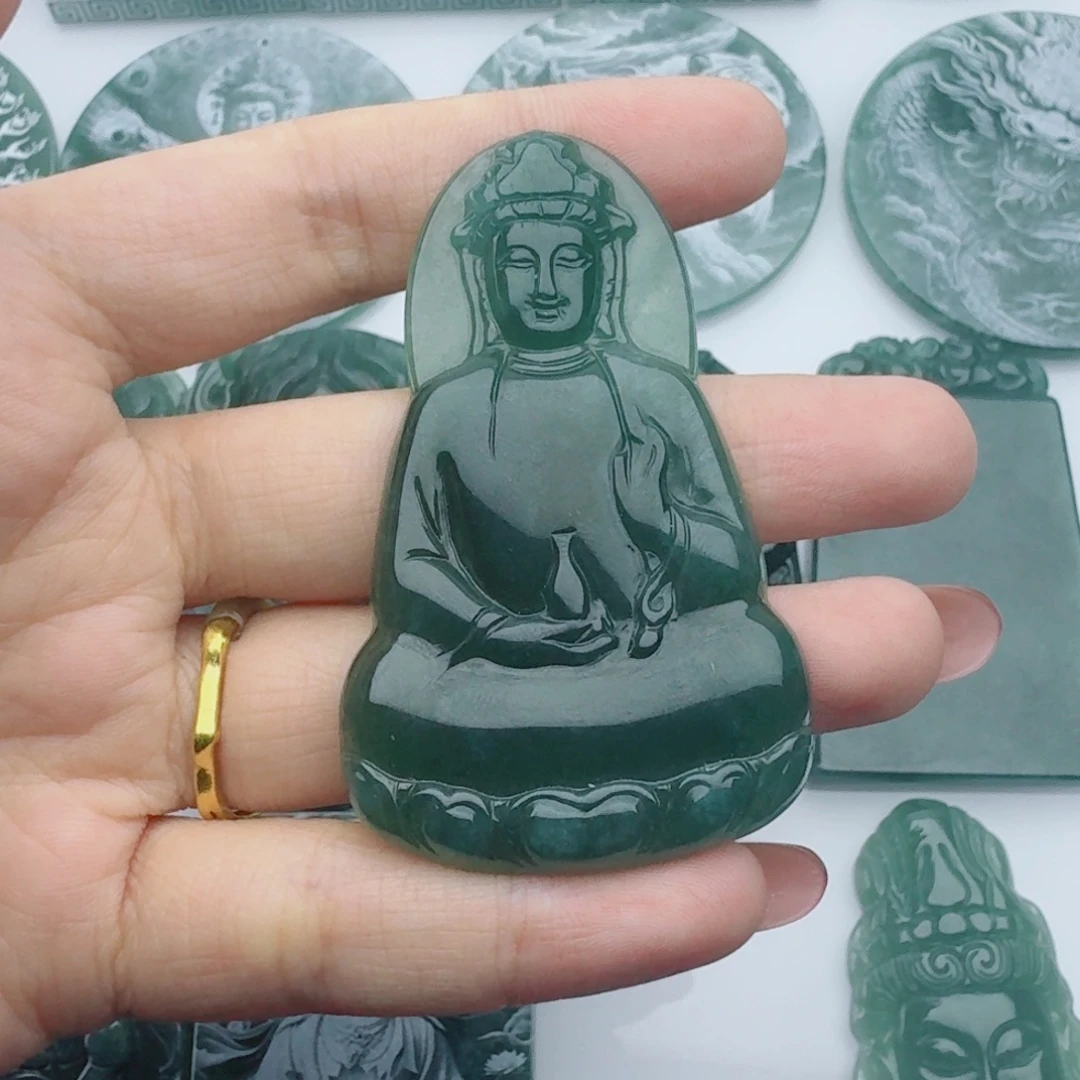 塞***利翡翠未镶嵌颈饰多样性发货天然A货翡翠