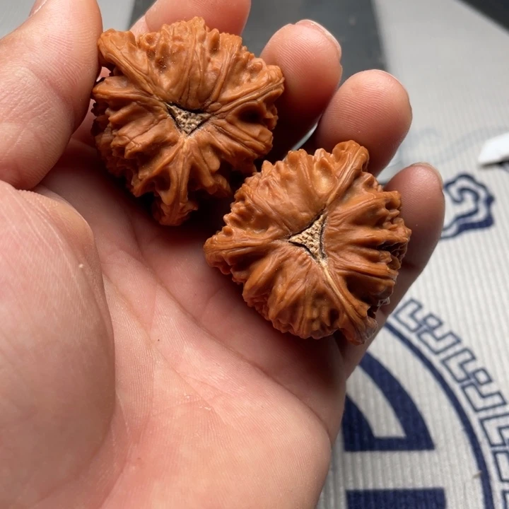 文玩核桃吊坠三棱三棱三棱三棱三棱