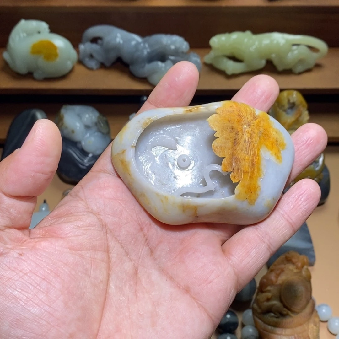 未镶嵌和田玉摆件