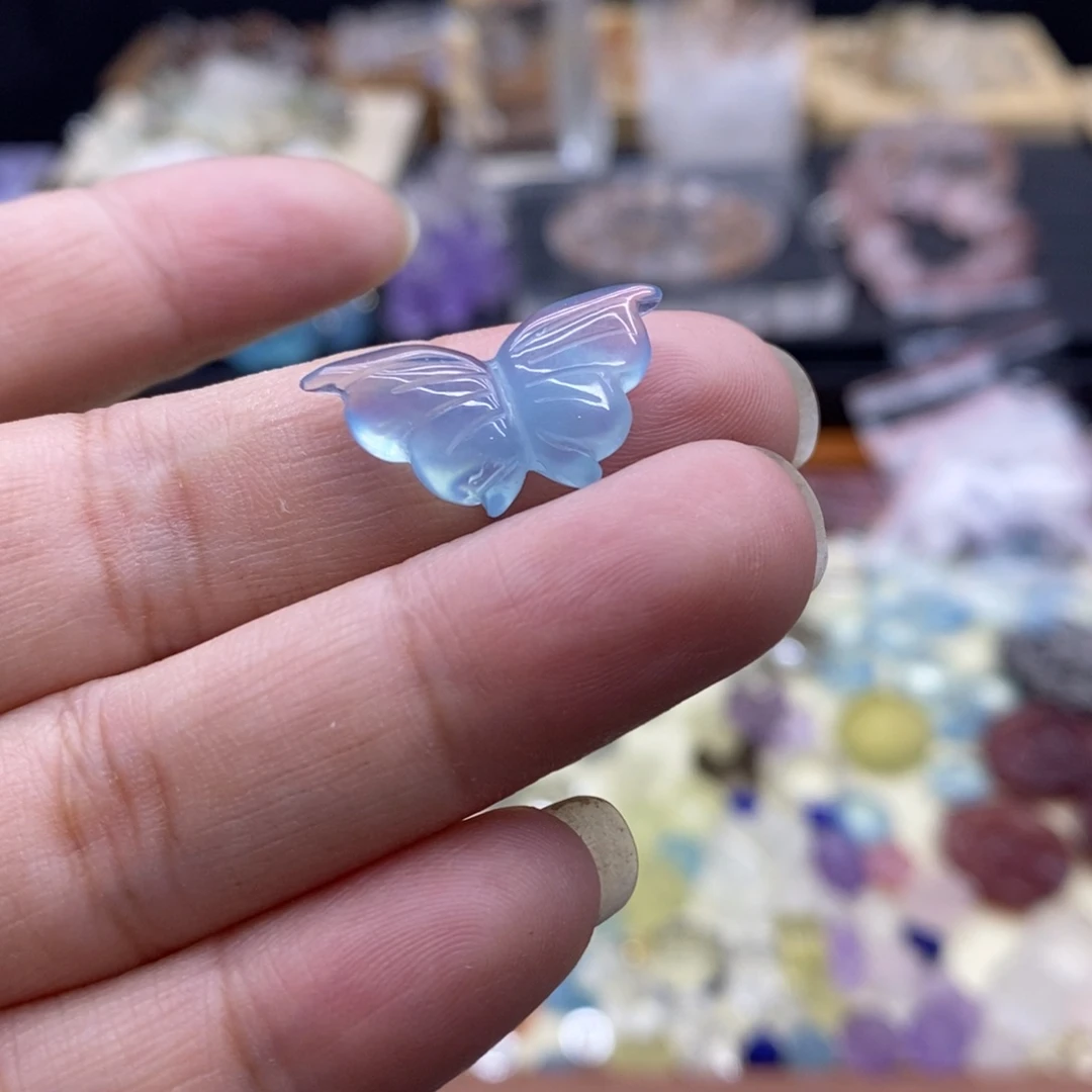 海蓝宝石裸石未镶嵌蝴蝶卡23