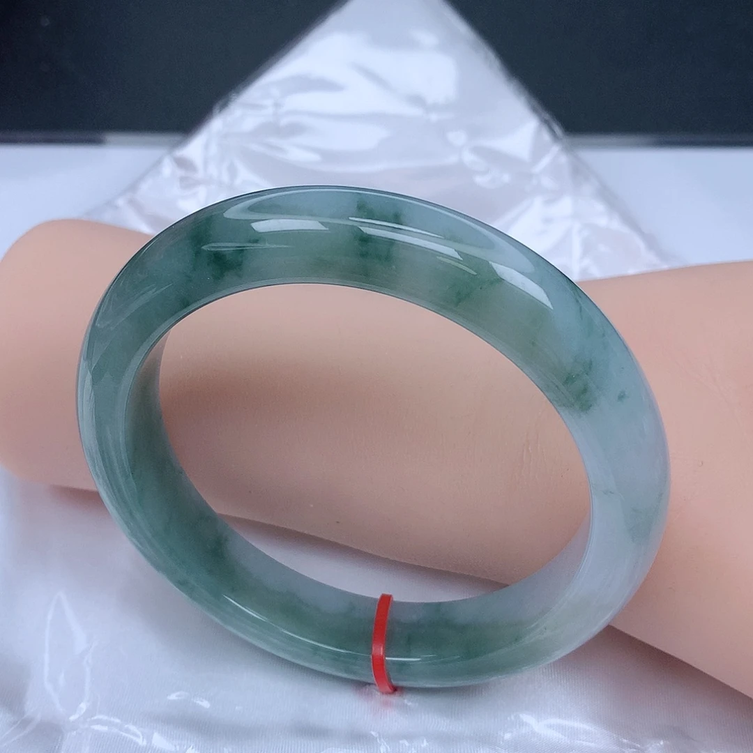 【闪购商品】未镶嵌手镯翡翠，63