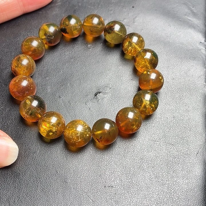 琥珀未镶嵌颈饰13+97