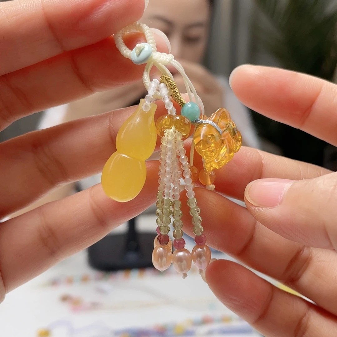 未镶嵌琥珀裸石蜜蜡吊坠