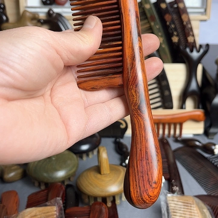 交趾黄檀（大红酸枝）红木插齿梳子
