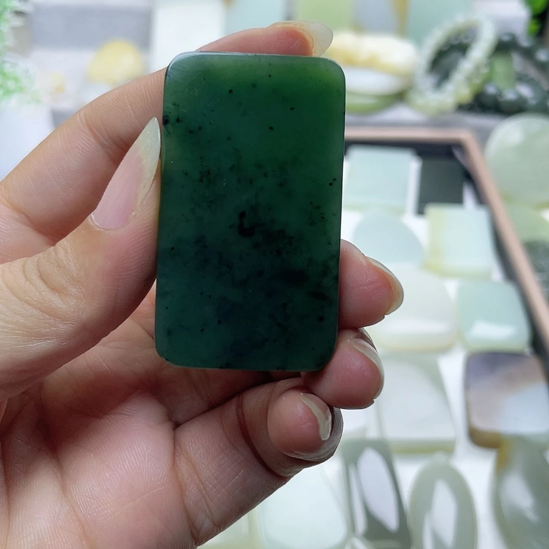 和田玉（糖玉）未镶嵌颈饰L**a