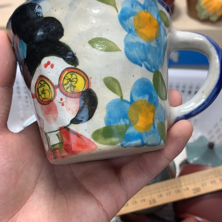 瓷片清仓哈更哈哈哈哈哈