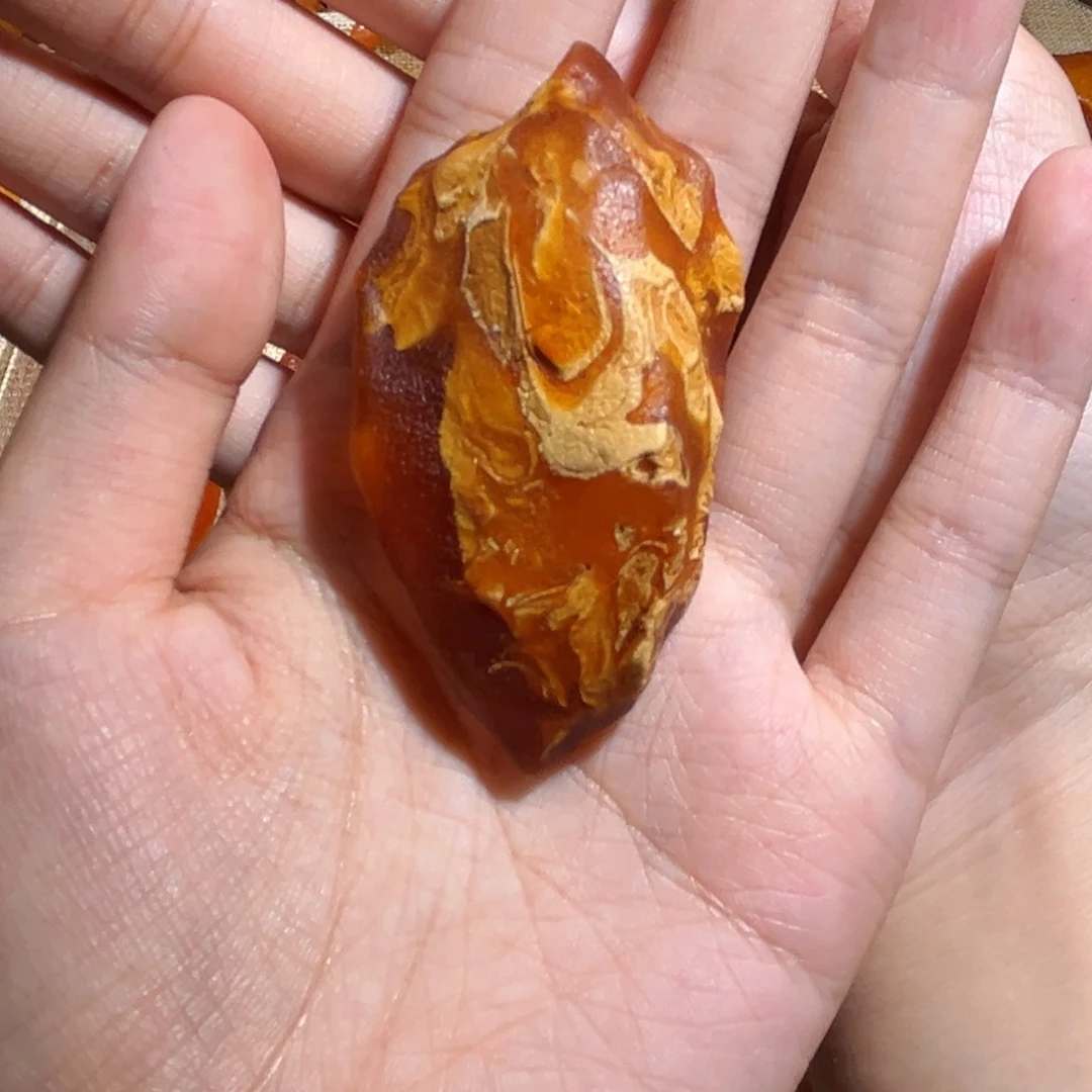 琥珀颈饰未镶嵌蜜蜡全皮大业有成
