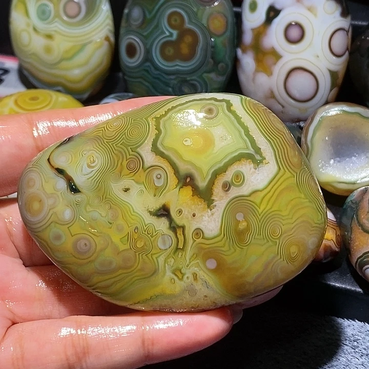 玛瑙/玉髓未镶嵌珠宝奇石42