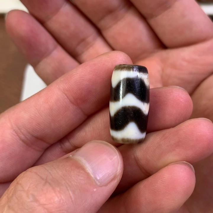 梦***人玛瑙/玉髓未镶嵌珠宝半成品