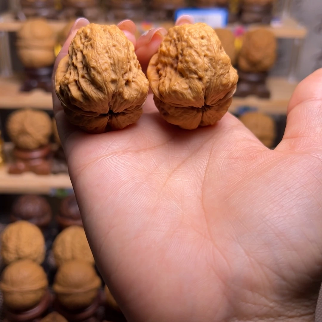 把件桃核龙脊妖蟾H2、38……