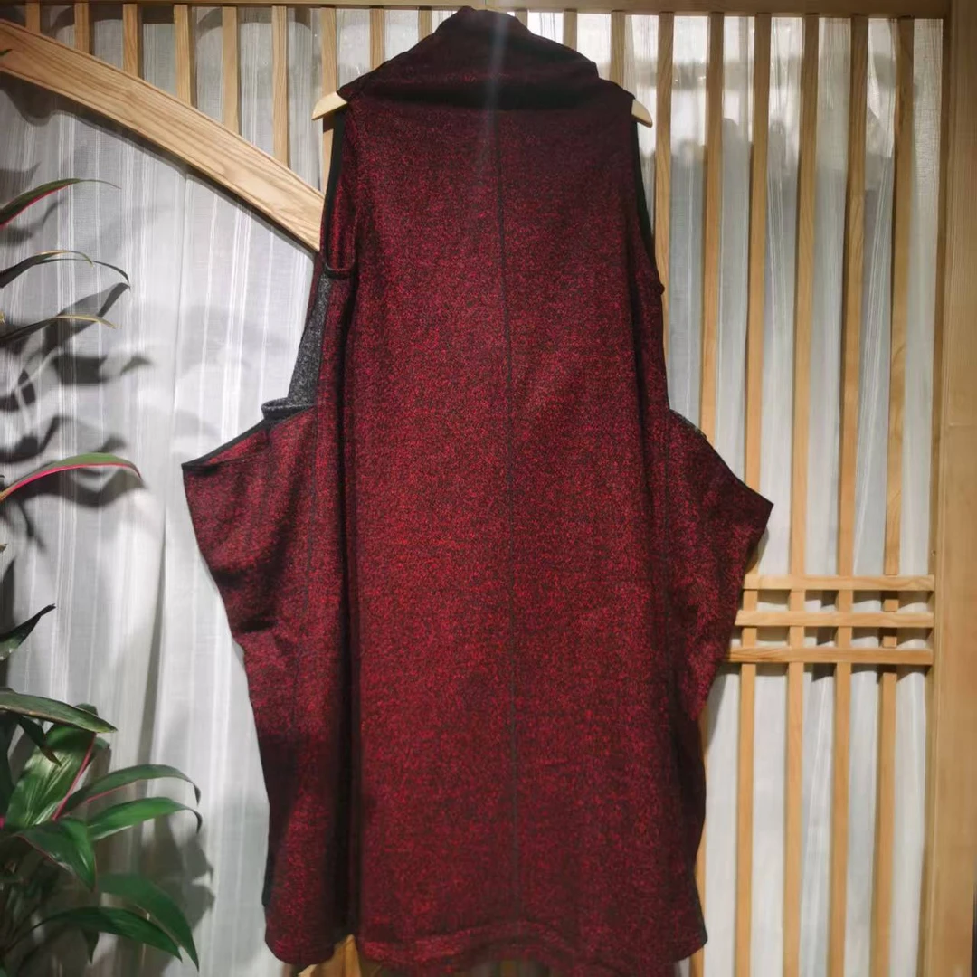 凤徕兮私人定制嘟嘟领红拼灰背心（秋冬01）孤