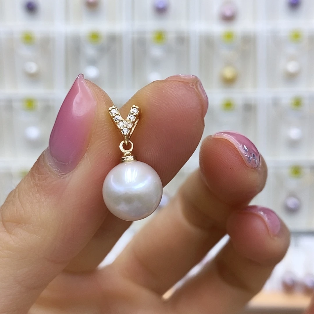 淡水珍珠吊坠(赠链)未镶嵌