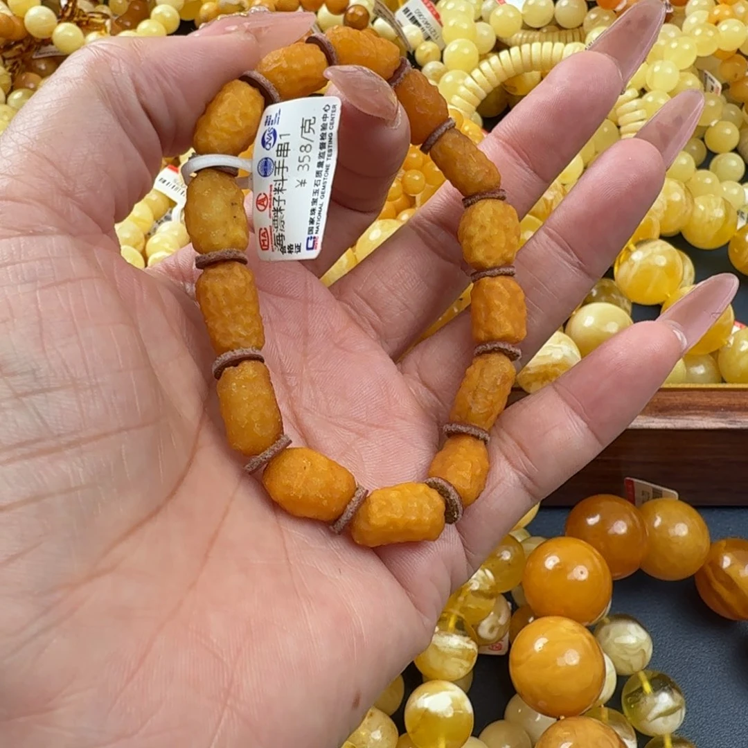 琥珀未镶嵌珠宝奇石