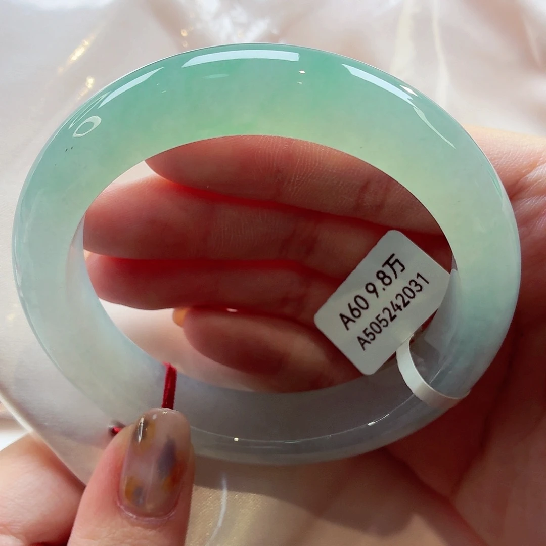 翡翠未镶嵌手镯22（33号）