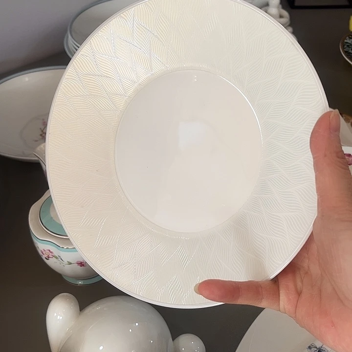 瓷片微瑕骨瓷碧波希信盘一个