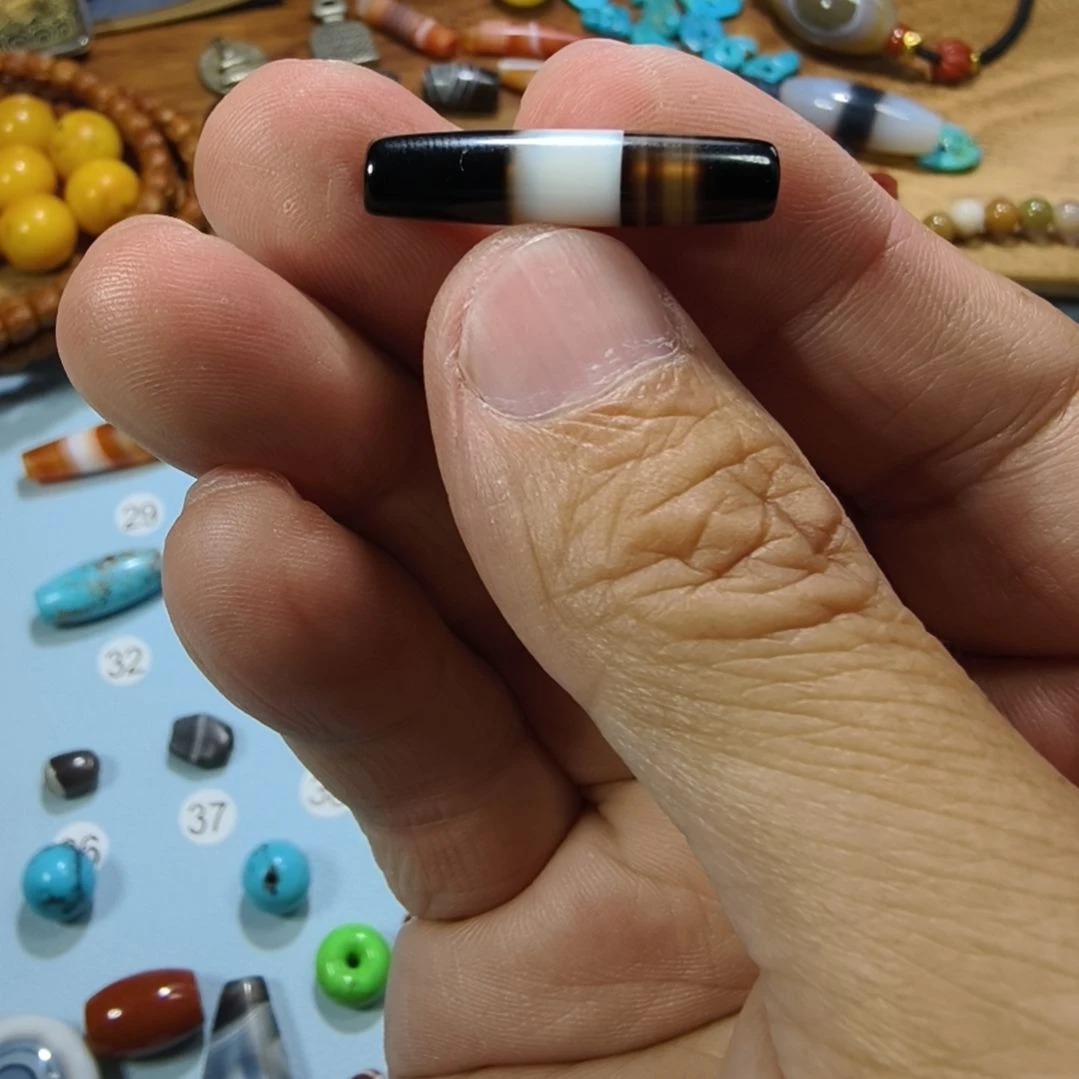 玛瑙/玉髓未镶嵌天然原矿玛瑙