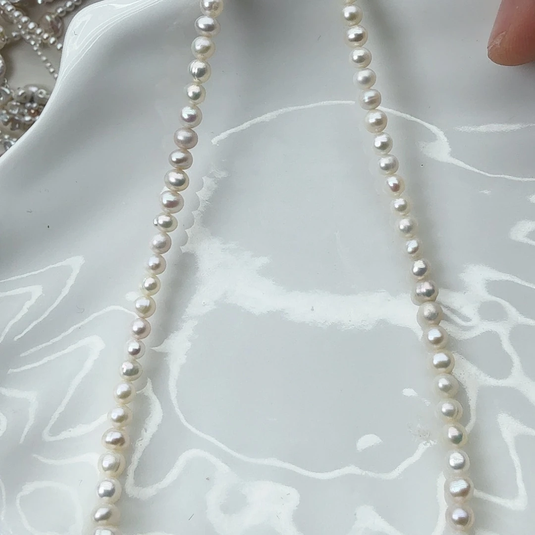 颈饰未镶嵌淡水珍珠